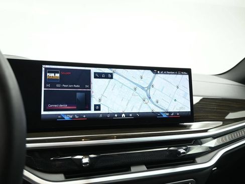 Used 2024 BMW X5 sDrive40i w/ Premium Package RWD image 13