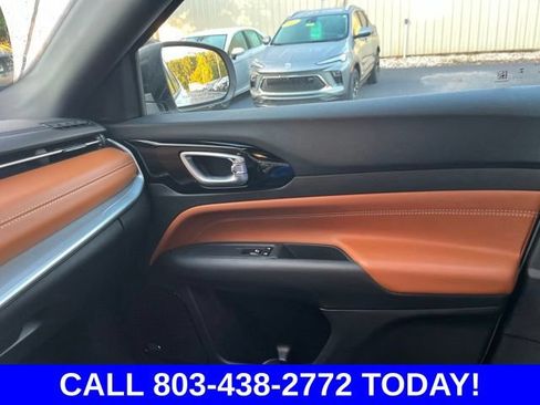 Used 2025 Jeep Compass Limited w/ Elite Group AWD/4WD image 30