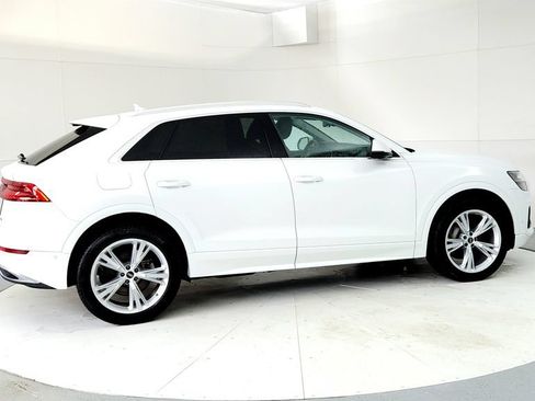 Used 2023 Audi Q8 Premium Plus AWD/4WD image 6