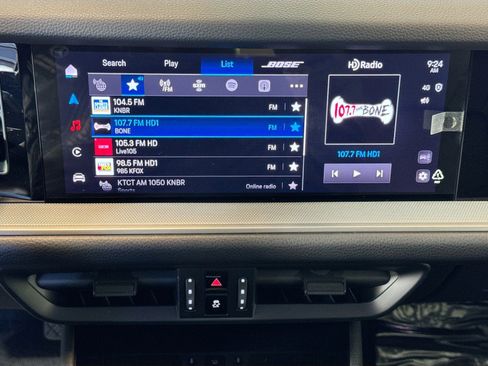 Used 2025 Porsche Cayenne image 15