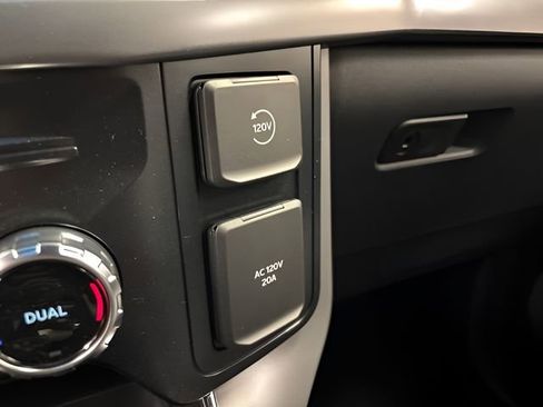 New 2025 Ford F150 XLT w/ Equipment Group 303A High image 35