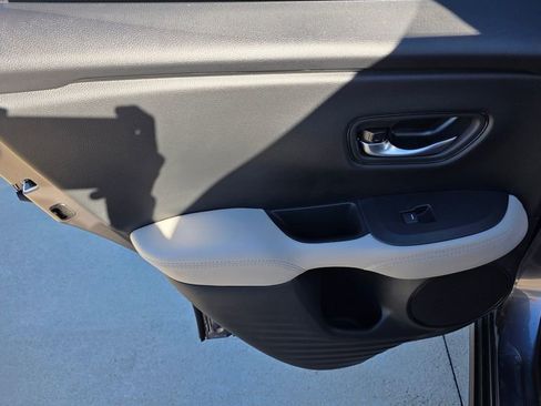 New 2026 Honda HR-V LX image 20