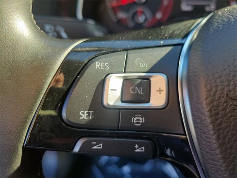 Used 2019 Volkswagen Jetta SE image 20