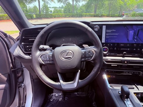 Certified 2024 Lexus TX 350 FWD w/ Captains Chair Package image 19