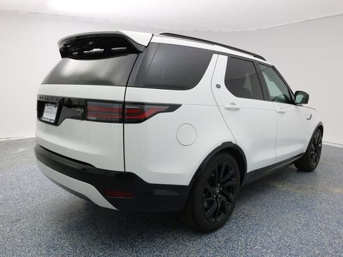 Used 2023 Land Rover Discovery HSE R-Dynamic image 3