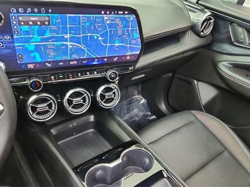 Used 2024 Chevrolet Blazer EV LT image 43