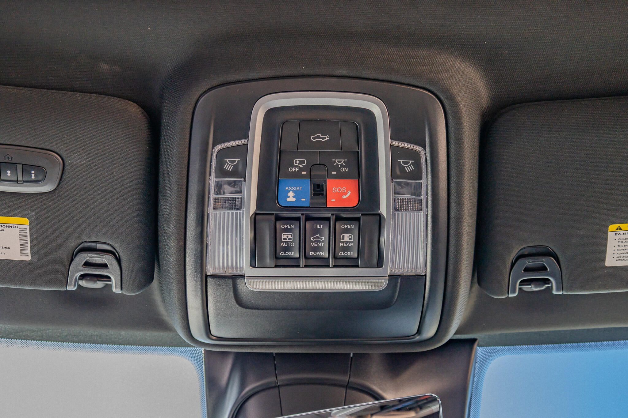 Used 2024 RAM 2500 Limited AWD/4WD image 30