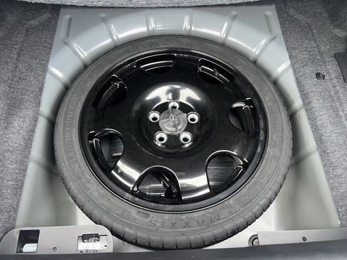 Used 2025 Ford Mustang GT Premium image 40