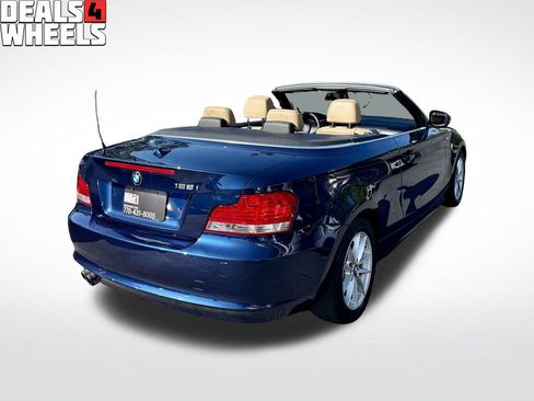 Used 2011 BMW 128i Convertible RWD image 5
