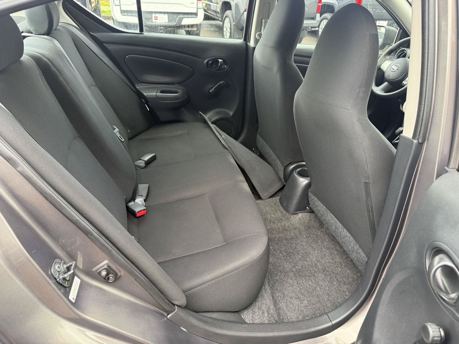 Used 2014 Nissan Versa S Plus FWD image 10