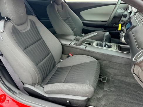 Used 2015 Chevrolet Camaro LS RWD image 20