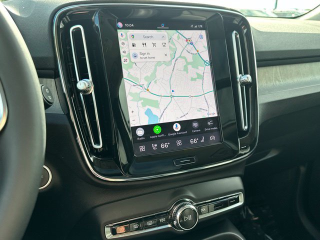 Certified 2024 Volvo XC40 B5 Core AWD/4WD image 22