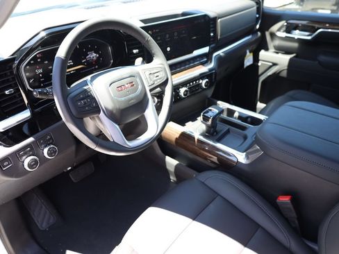 New 2026 GMC Sierra 1500 Elevation w/ Elevation Premium Package AWD/4WD image 12