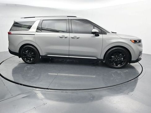 Used 2024 Kia Carnival SX Prestige FWD image 12