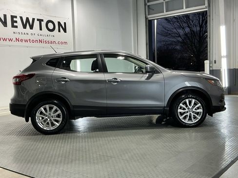 Used 2021 Nissan Rogue Sport S image 36