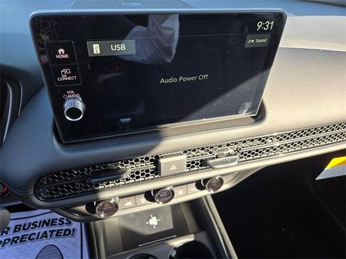 New 2026 Honda HR-V LX image 9