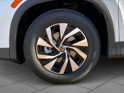 New 2026 Volkswagen Tiguan S FWD image 12