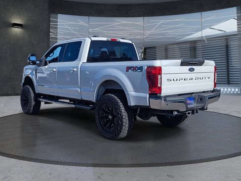 Used 2020 Ford F350 Lariat w/ Lariat Ultimate Package image 4
