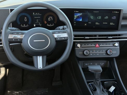 New 2026 Hyundai Tucson SE FWD image 11