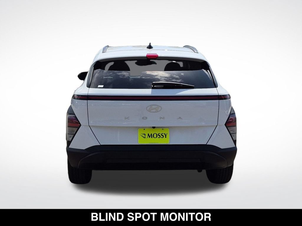 Used 2025 Hyundai Kona SEL FWD image 8