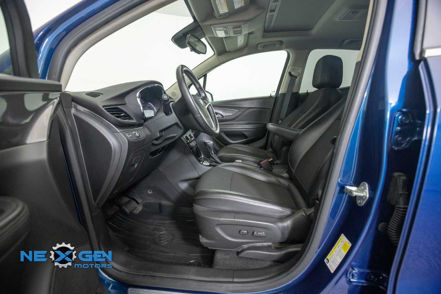 Used 2020 Buick Encore Preferred w/ Safety Package FWD image 12
