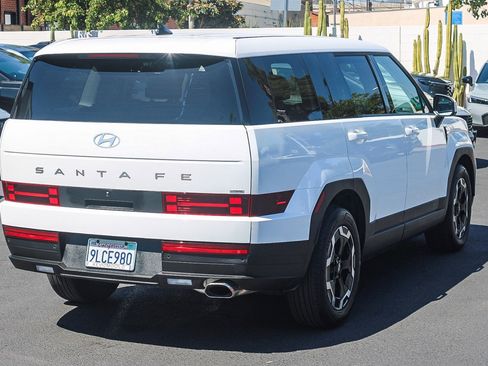 Used 2024 Hyundai Santa Fe SE image 9