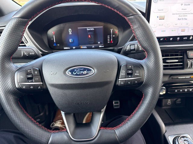 Used 2024 Ford Escape ST-Line w/ Tech Pack #1 AWD/4WD image 24