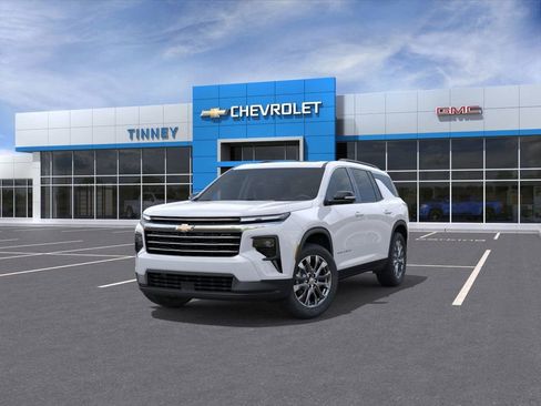 New 2026 Chevrolet Traverse LT w/ Enhanced Driving Package image 8