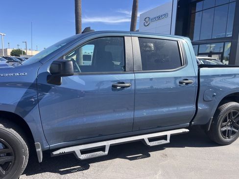 Used 2024 Chevrolet Silverado 1500 Custom image 4