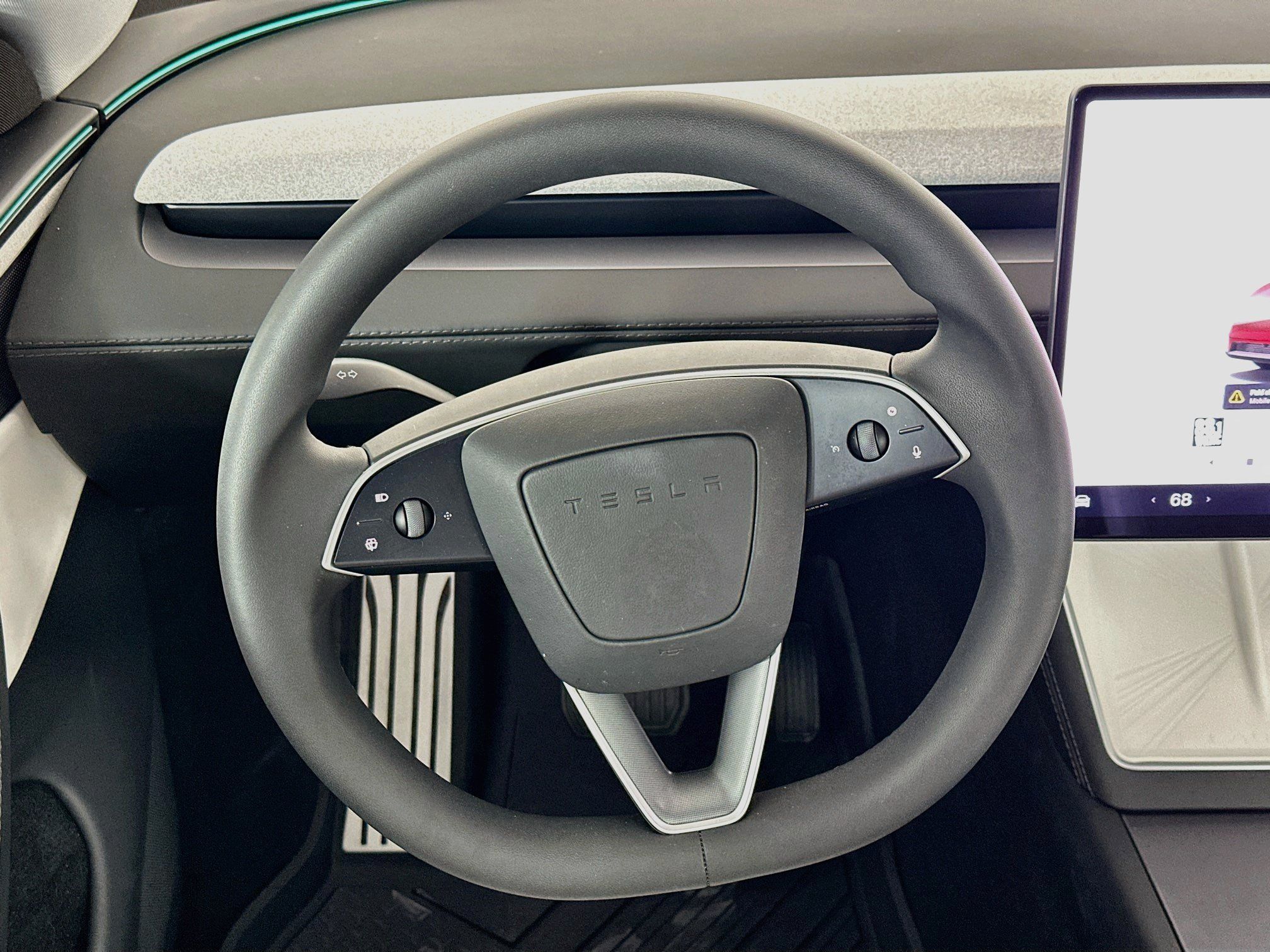 Used 2026 Tesla Model Y Long Range AWD/4WD image 17