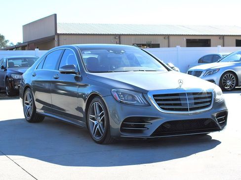 Used 2018 Mercedes-Benz S 560 Sedan image 9