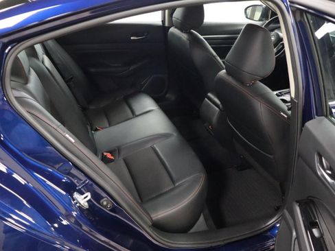 Used 2024 Nissan Altima 2.5 SR FWD image 20