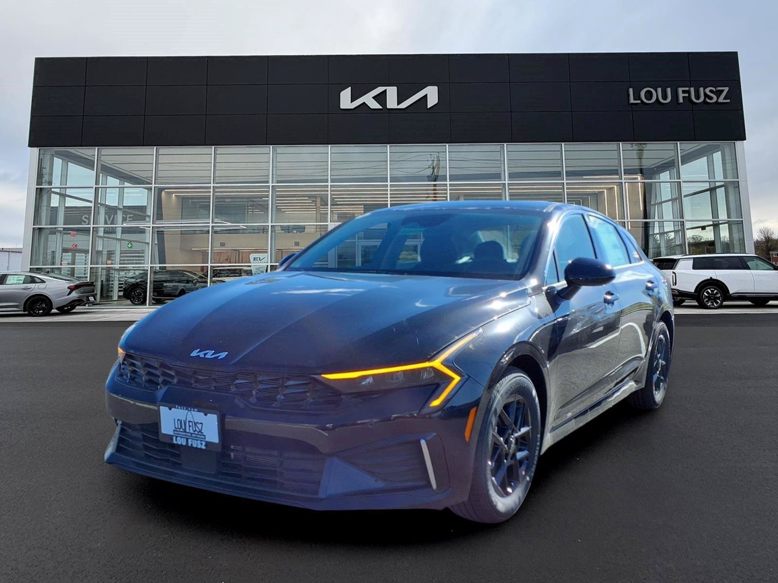 New 2026 Kia K5 LXS FWD image 1