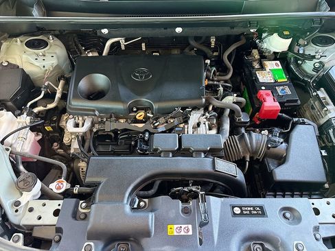 Certified 2021 Toyota RAV4 XLE Premium w/ Carpet Mat Package (TMS) FWD image 29