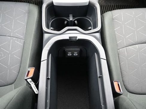 Certified 2025 Toyota RAV4 XLE image 16