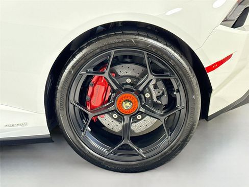 Used 2024 Lamborghini Huracan Tecnica image 39