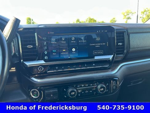 Used 2025 Chevrolet Silverado 2500 LT w/ Safety Package AWD/4WD image 20