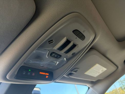 Used 2023 Buick Encore GX Essence w/ Experience Buick Package image 26