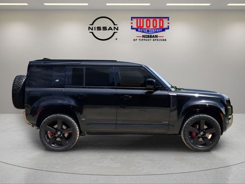 Used 2020 Land Rover Defender 110 X AWD/4WD image 2