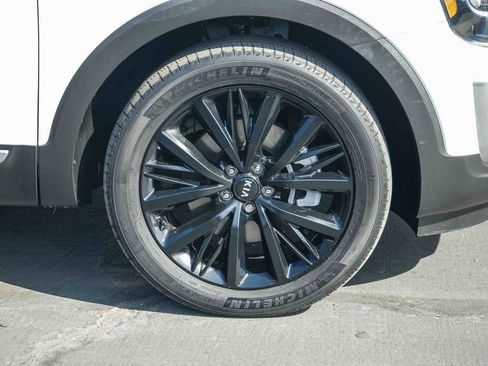 Used 2020 Kia Telluride SX w/ SX Prestige Package image 10