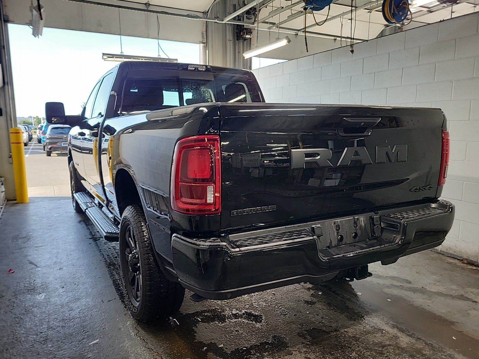 Used 2026 RAM 2500 Big Horn AWD/4WD image 4