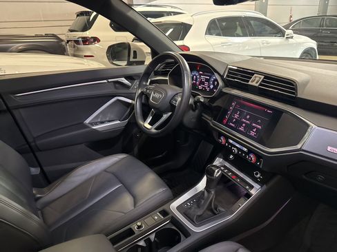 Used 2021 Audi Q3 2.0T Premium Plus image 32
