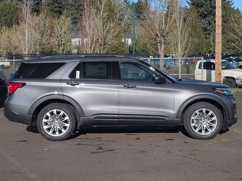 New 2026 Ford Explorer Active w/ Active Comfort Package image 6