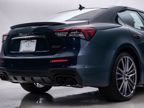 Used 2024 Maserati Ghibli Trofeo image 13