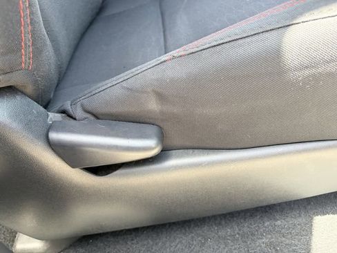 Used 2019 Toyota Tacoma SR5 RWD image 12