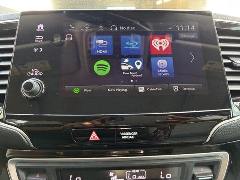 Used 2019 Honda Pilot Elite image 16