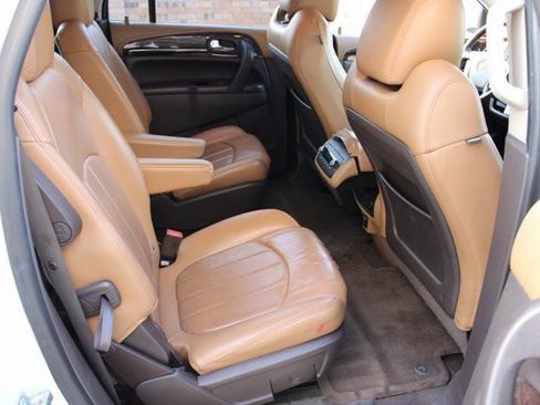 Used 2016 Buick Enclave Leather w/ Enclave Tuscan Edition image 18