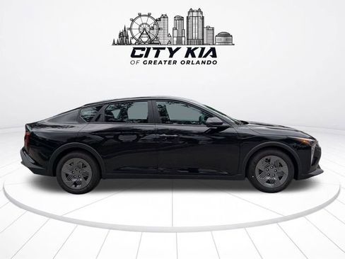 New 2026 Kia K4 FWD image 8