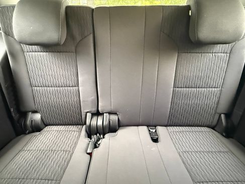 Used 2018 GMC Yukon SLE w/ Convenience Package AWD/4WD image 40