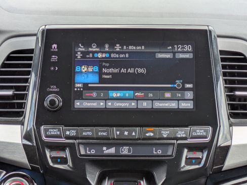 Used 2022 Honda Odyssey Touring image 18